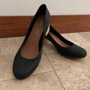 TOMS Heels - NEW!